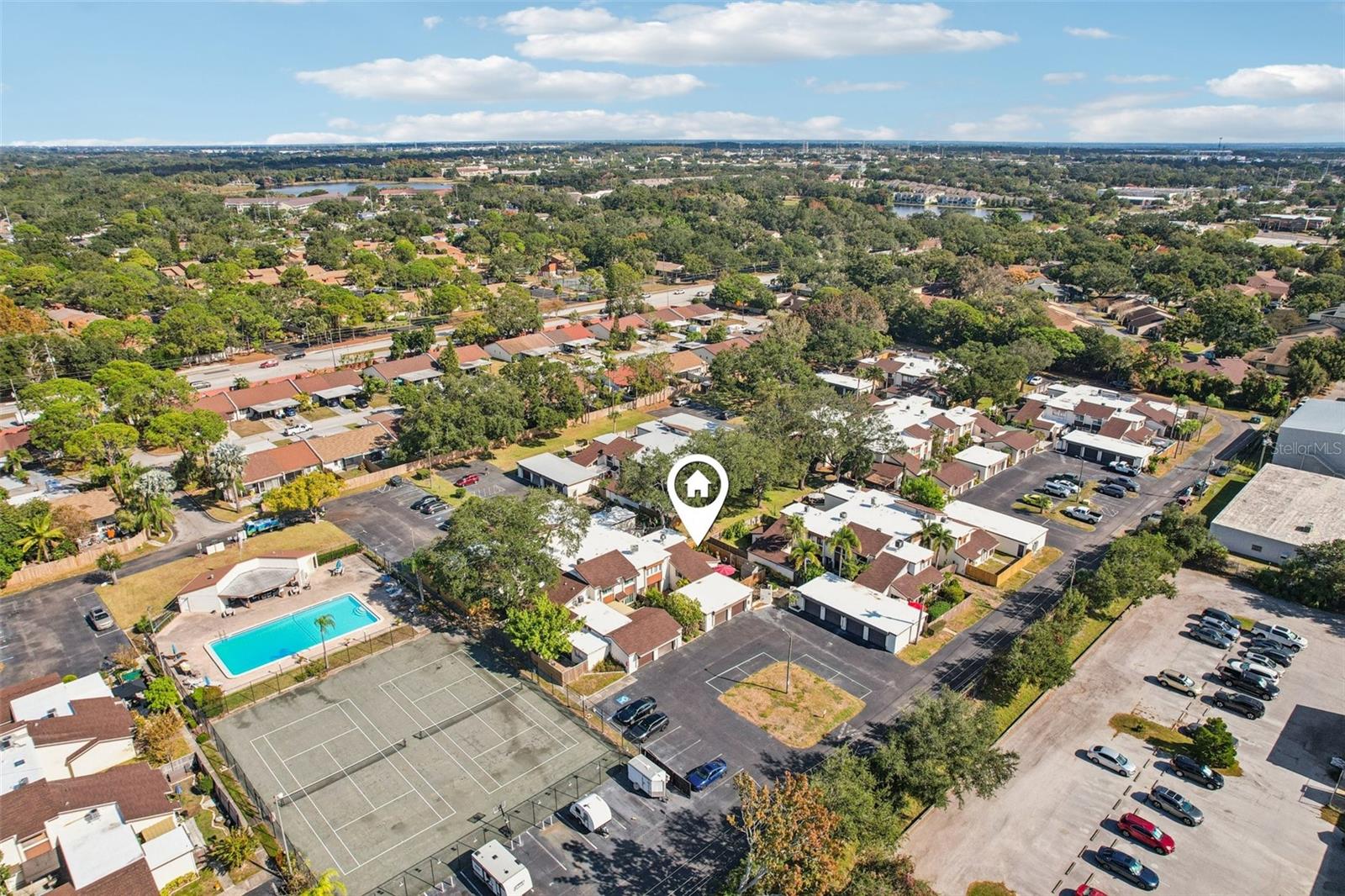 Image 30 of 33 For 2095 Sunset Point Road 1604