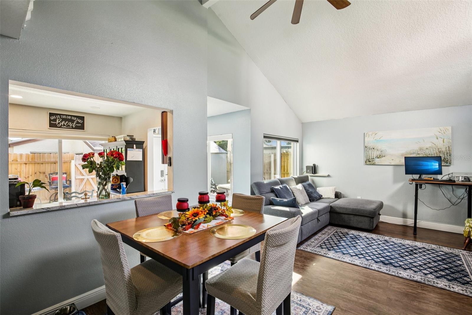 Image 9 of 33 For 2095 Sunset Point Road 1604