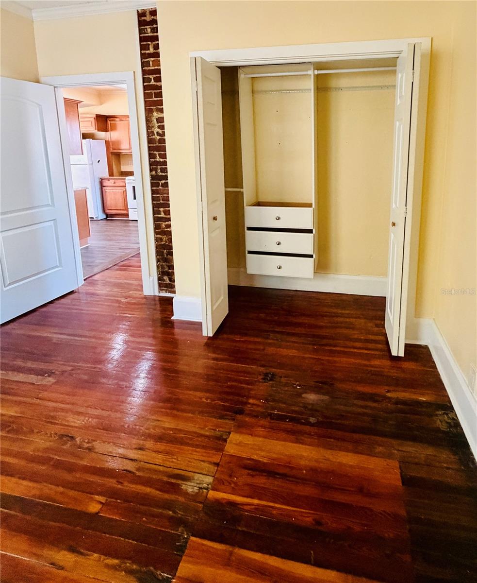 Image 6 of 14 For 1310 9th Avenue N