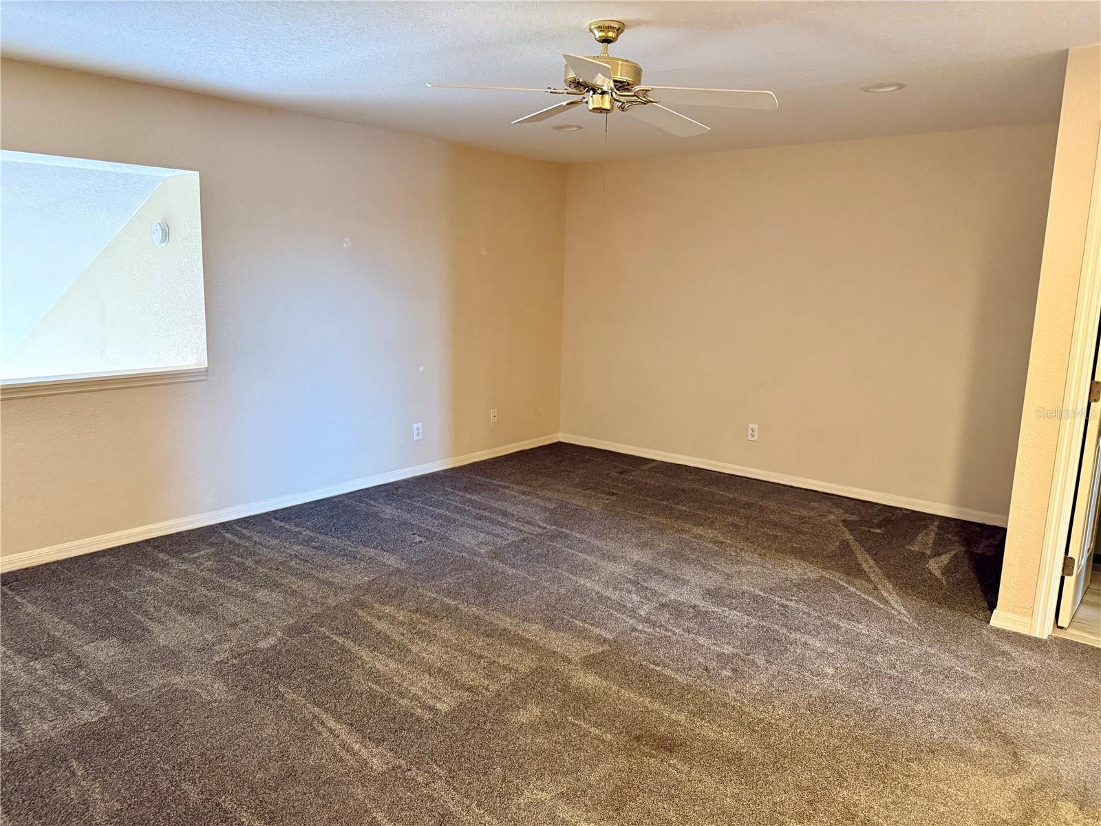 Image 14 of 26 For 6400 46th Avenue N 63