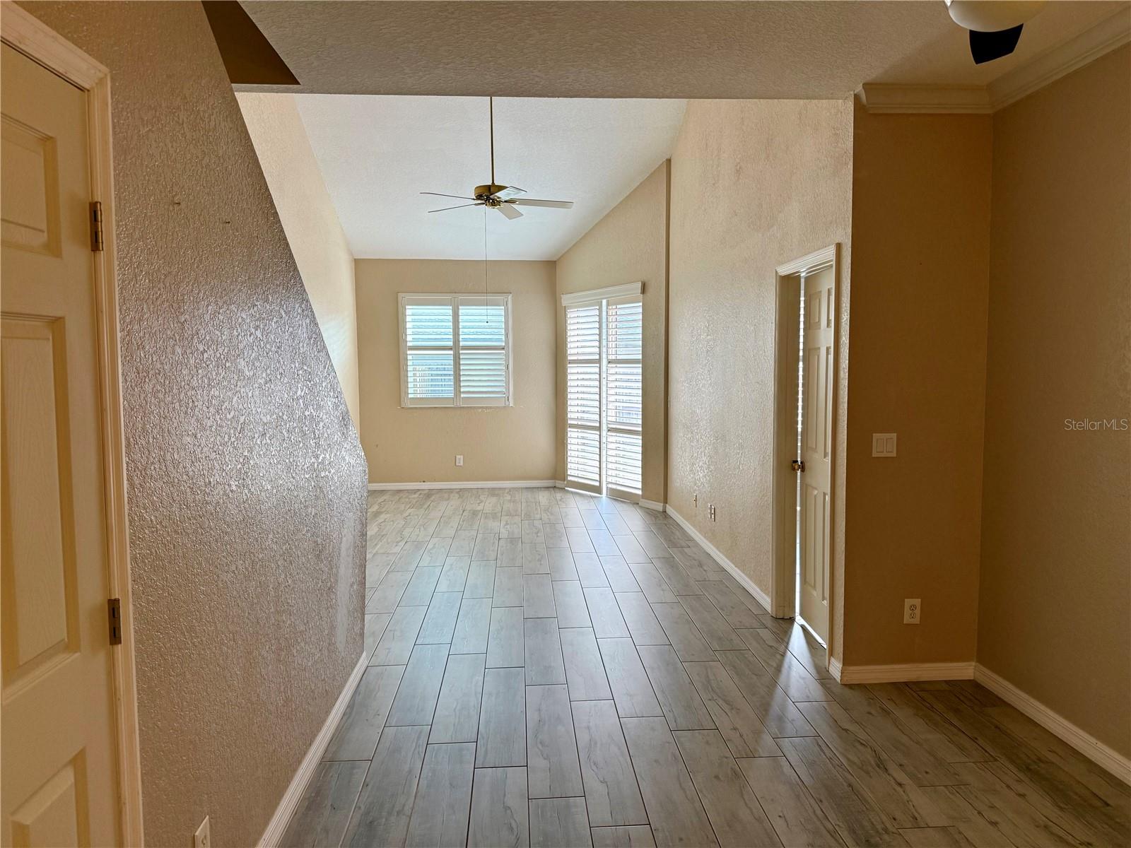 Image 8 of 26 For 6400 46th Avenue N 63