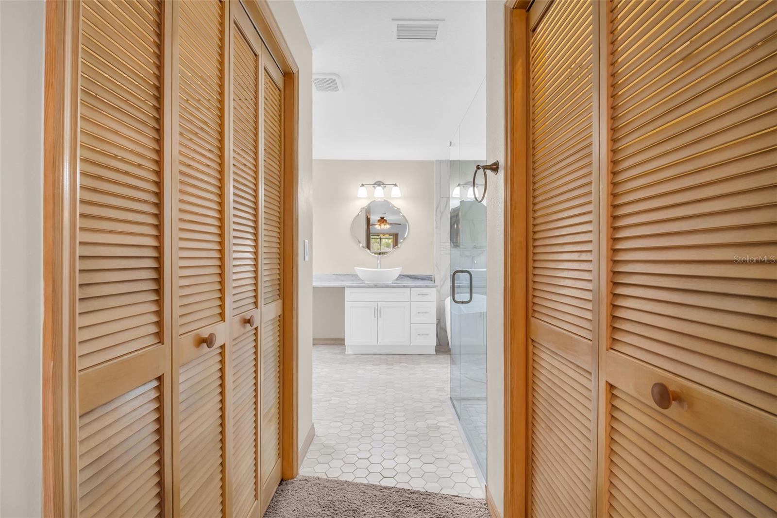 Image 21 of 60 For 1487 Alameda Drive