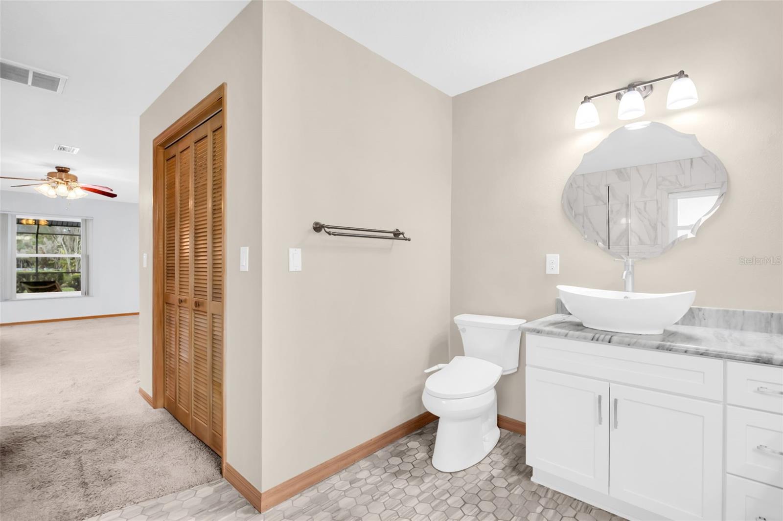 Image 23 of 60 For 1487 Alameda Drive