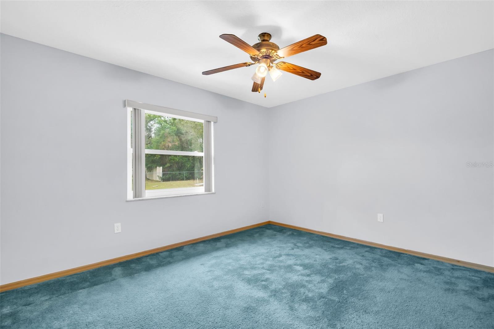 Image 28 of 60 For 1487 Alameda Drive