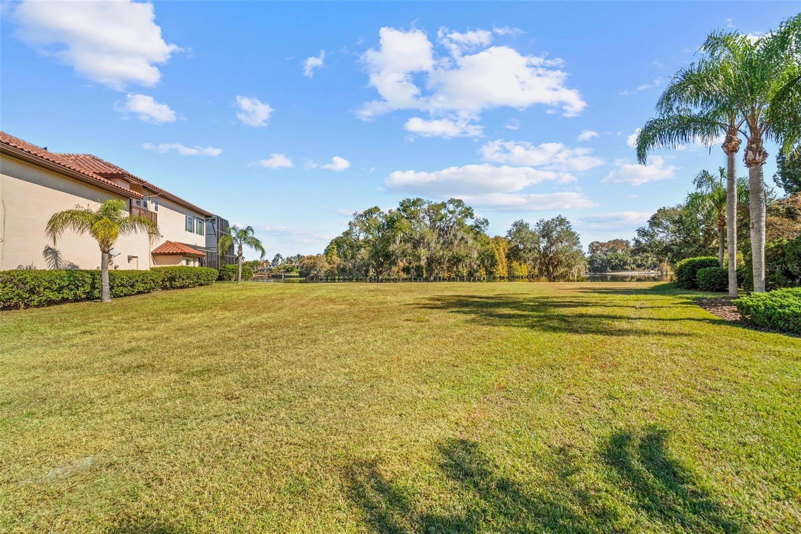 Image 7 of 24 For 17903 Bimini Isle Court