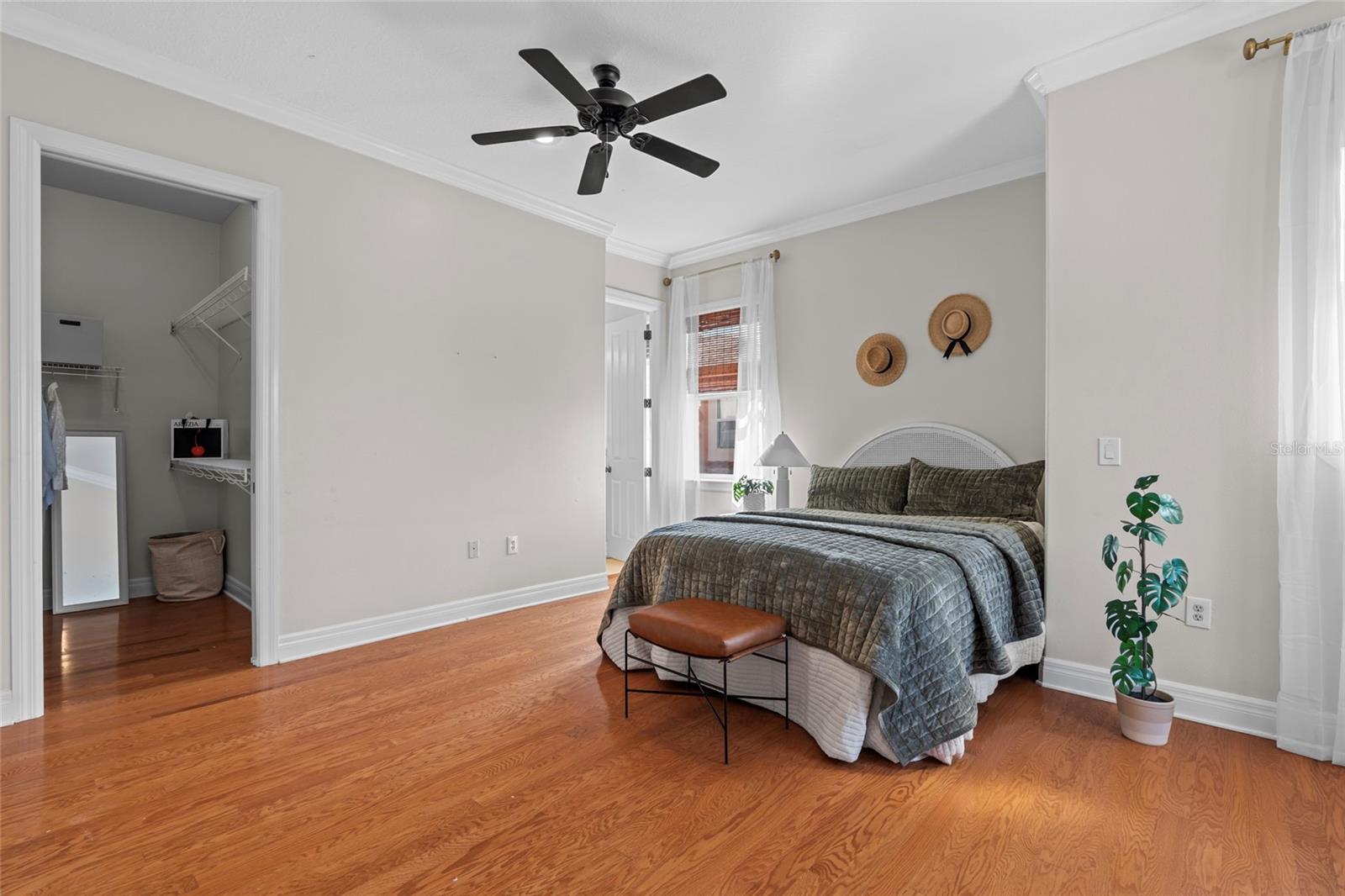 Image 19 of 39 For 902 Villa Venicia Way