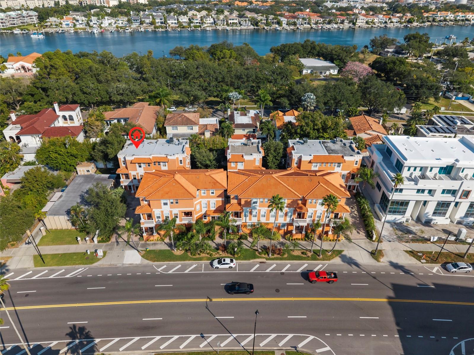 Image 31 of 39 For 902 Villa Venicia Way