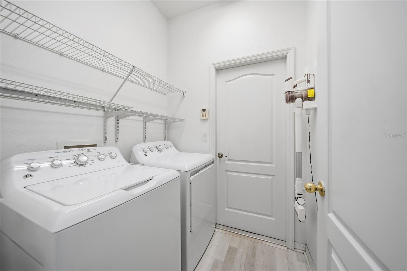 Image 12 of 40 For 3343 Chapel Creek Circle