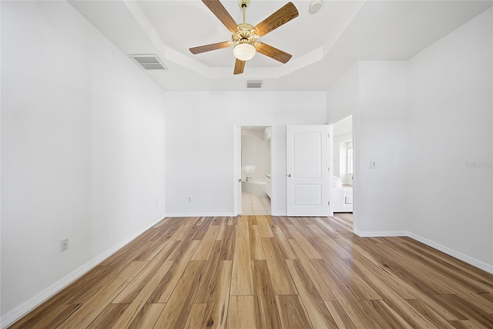 Image 18 of 40 For 3343 Chapel Creek Circle