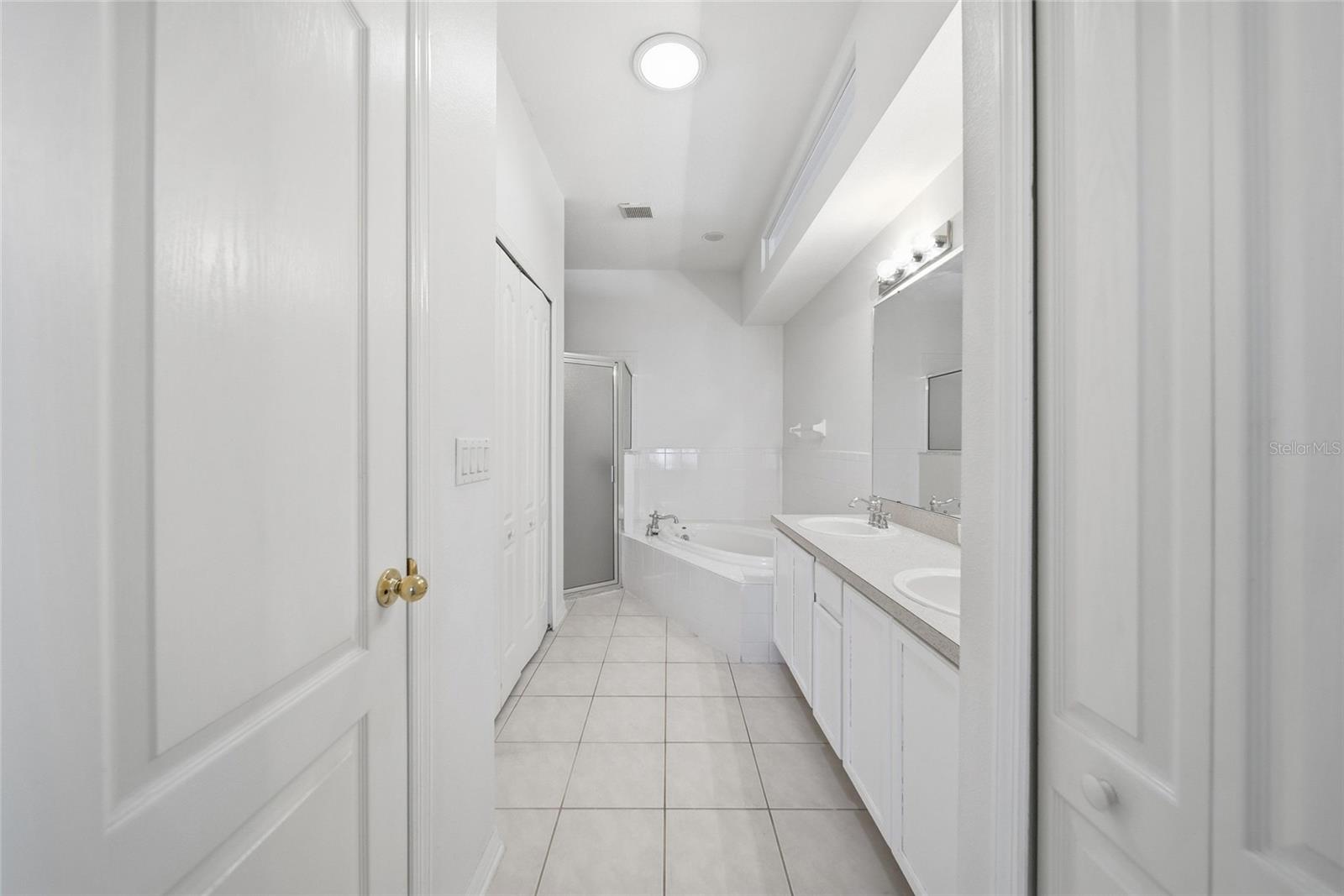 Image 19 of 40 For 3343 Chapel Creek Circle