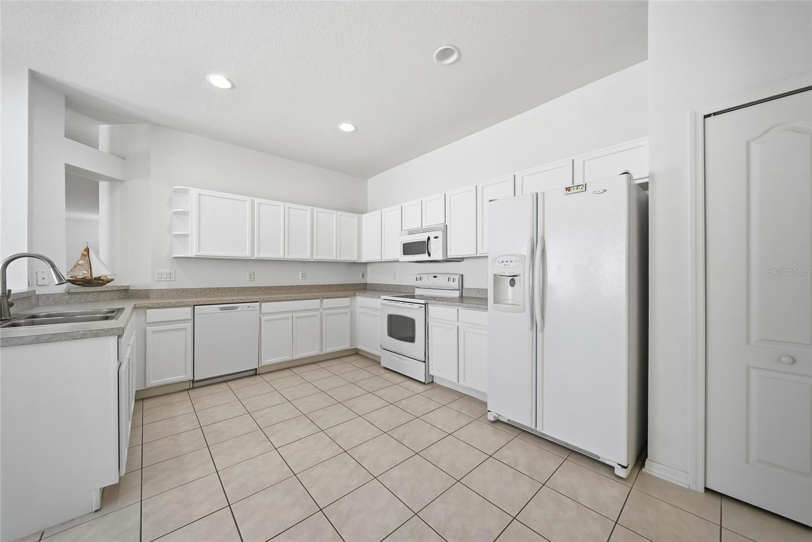 Image 7 of 40 For 3343 Chapel Creek Circle