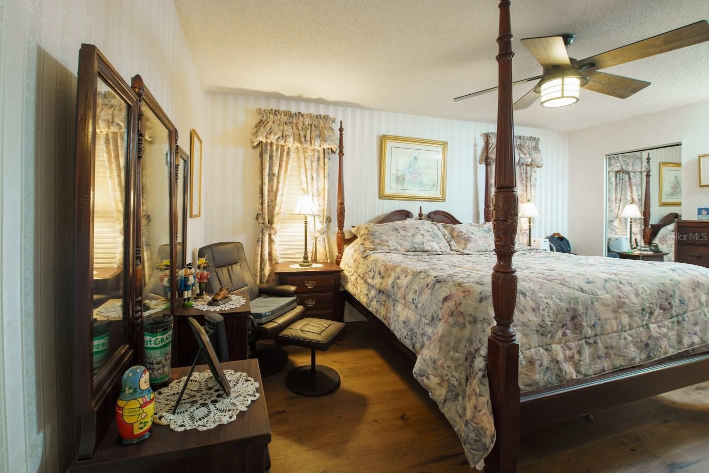 Image 22 of 45 For 16717 Norwood Drive