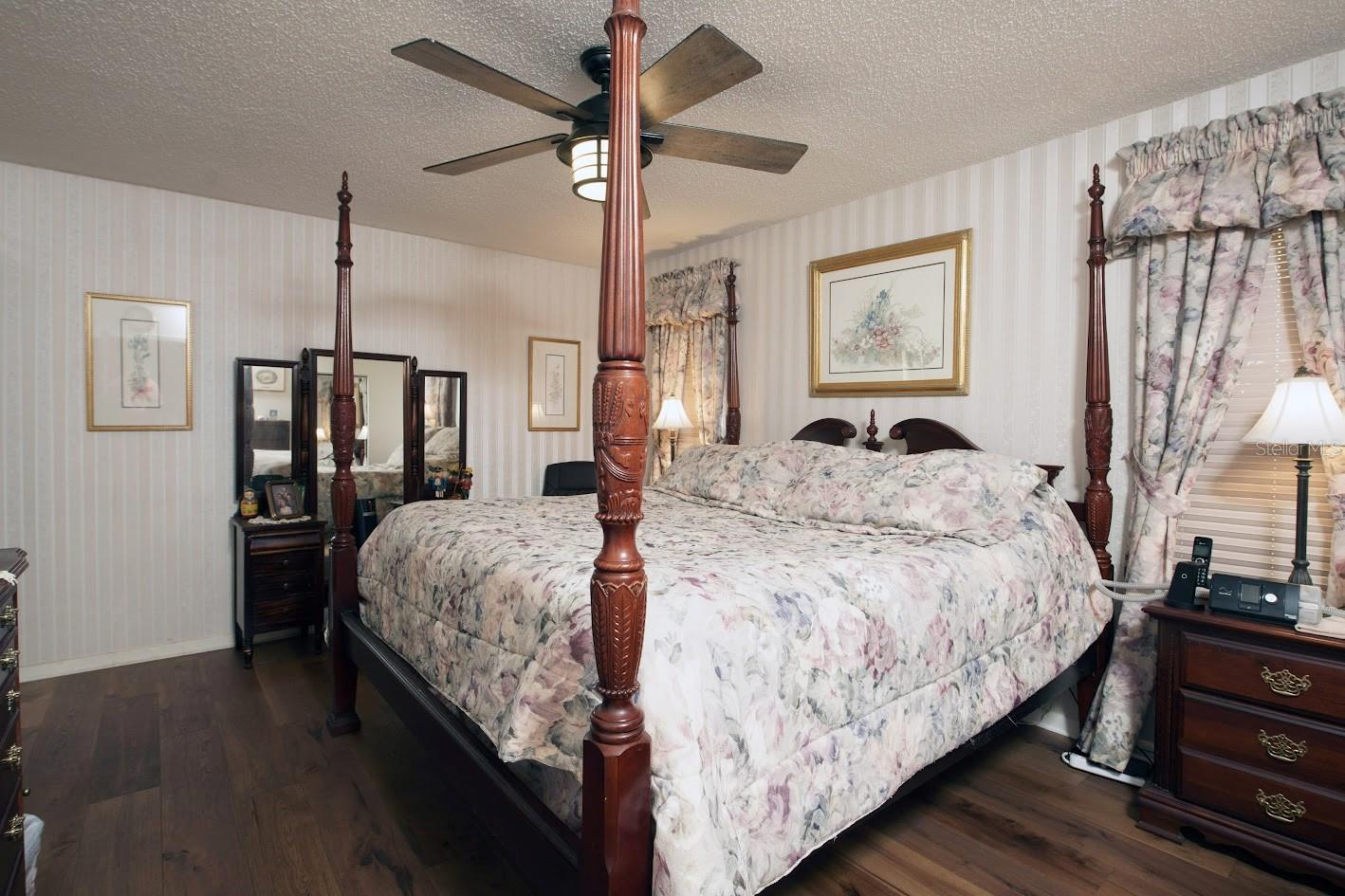 Image 23 of 45 For 16717 Norwood Drive