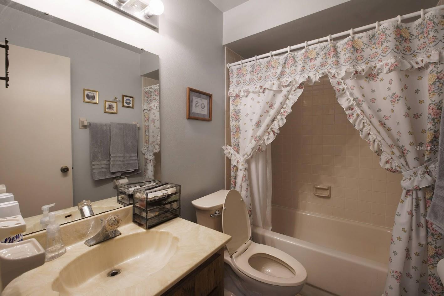 Image 28 of 45 For 16717 Norwood Drive