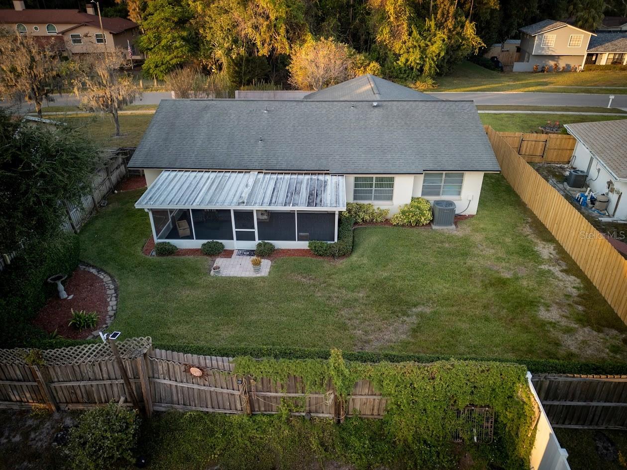 Image 40 of 45 For 16717 Norwood Drive