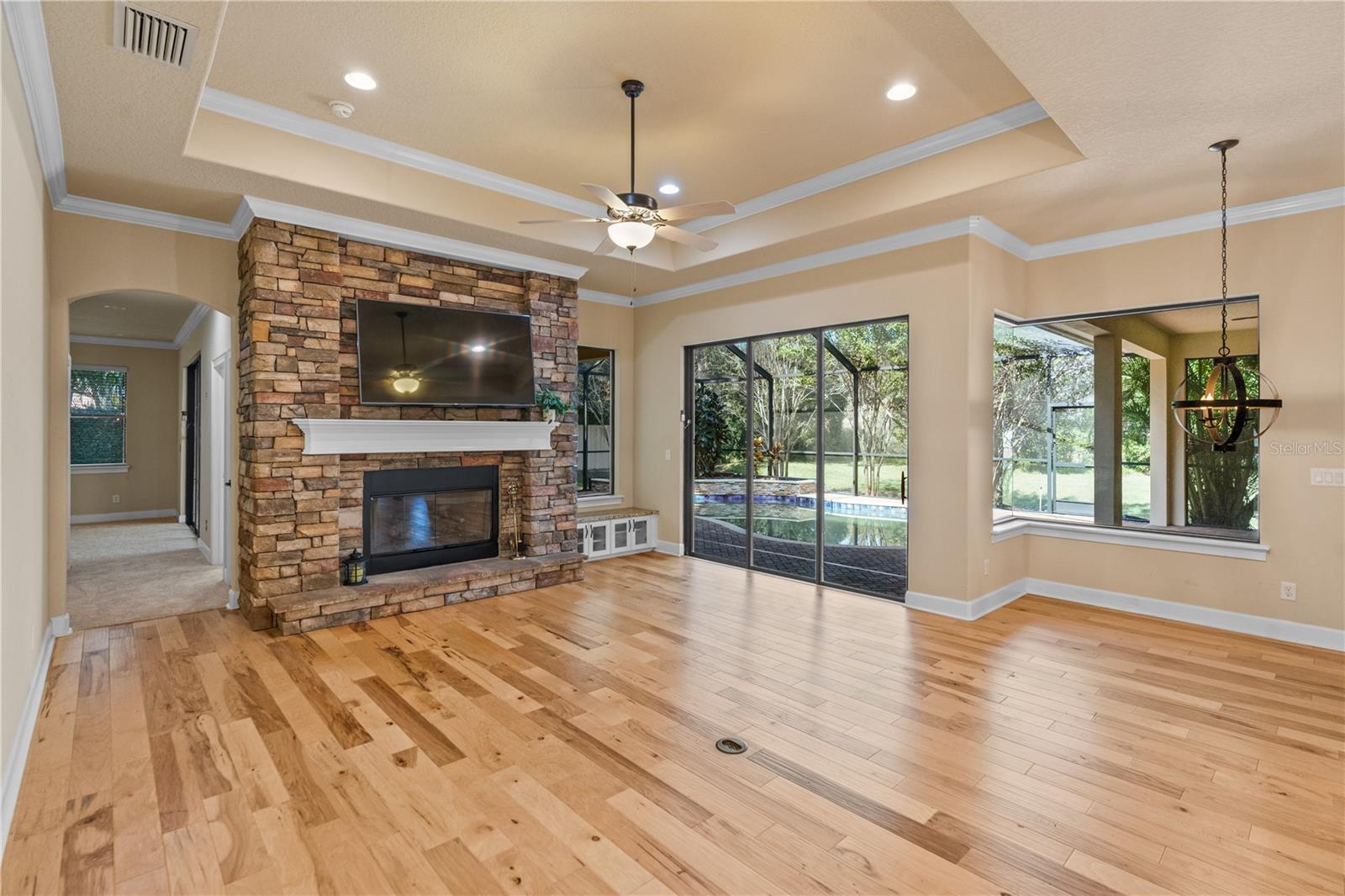 Image 13 of 44 For 2166 Scarlet Oaks Street