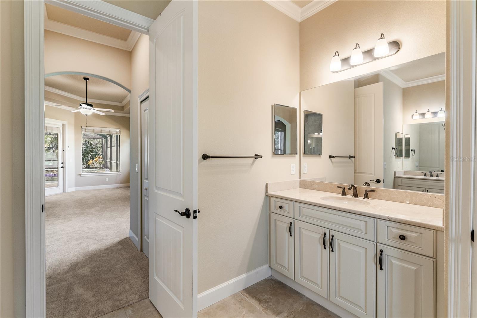 Image 23 of 44 For 2166 Scarlet Oaks Street