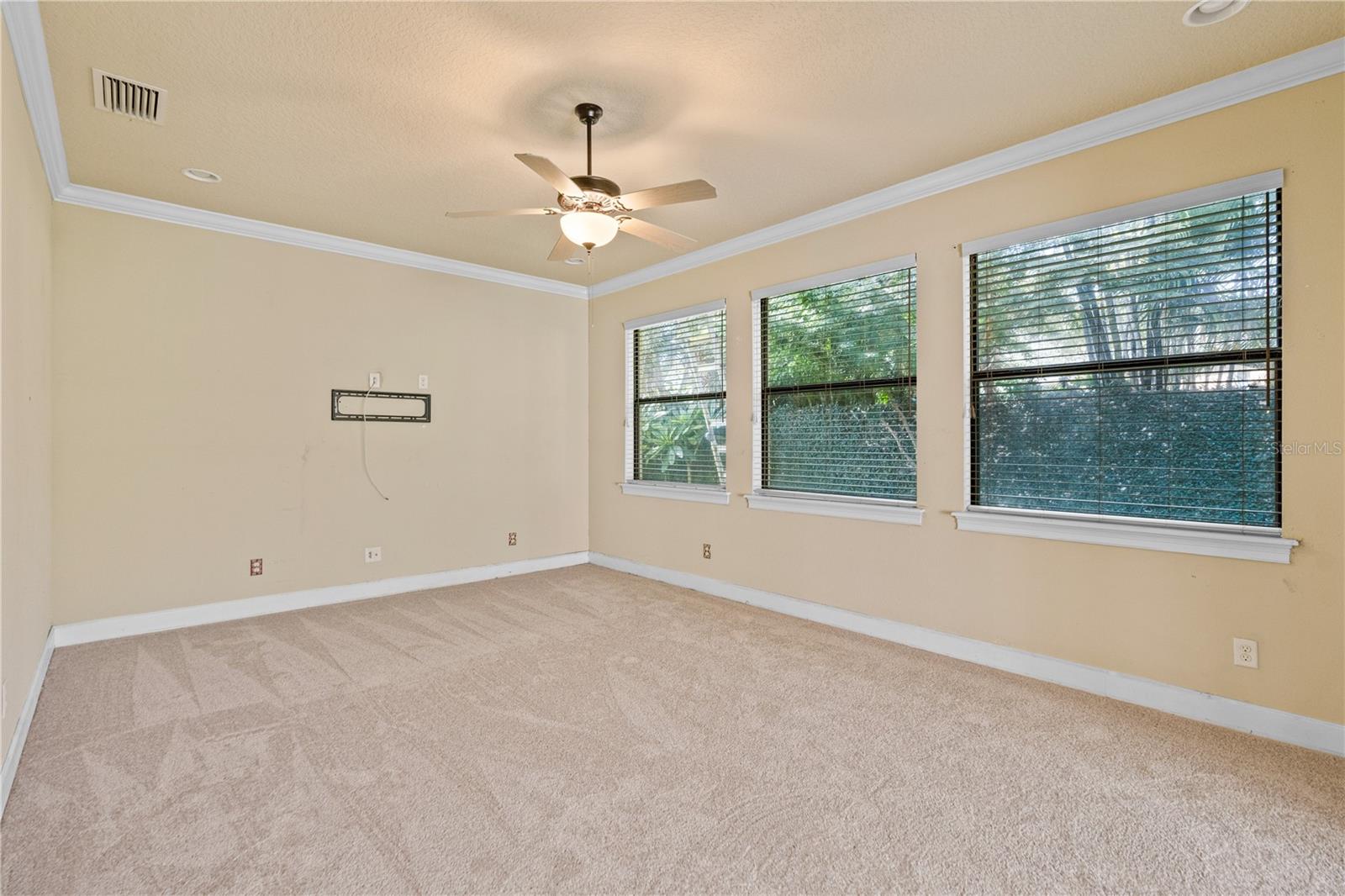 Image 29 of 44 For 2166 Scarlet Oaks Street