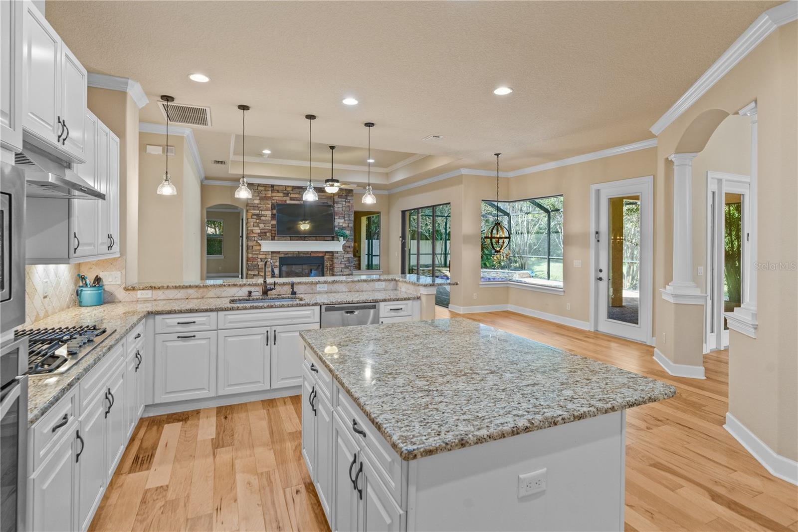 Image 5 of 44 For 2166 Scarlet Oaks Street