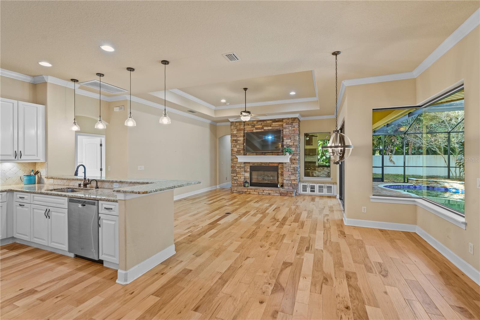 Image 6 of 44 For 2166 Scarlet Oaks Street