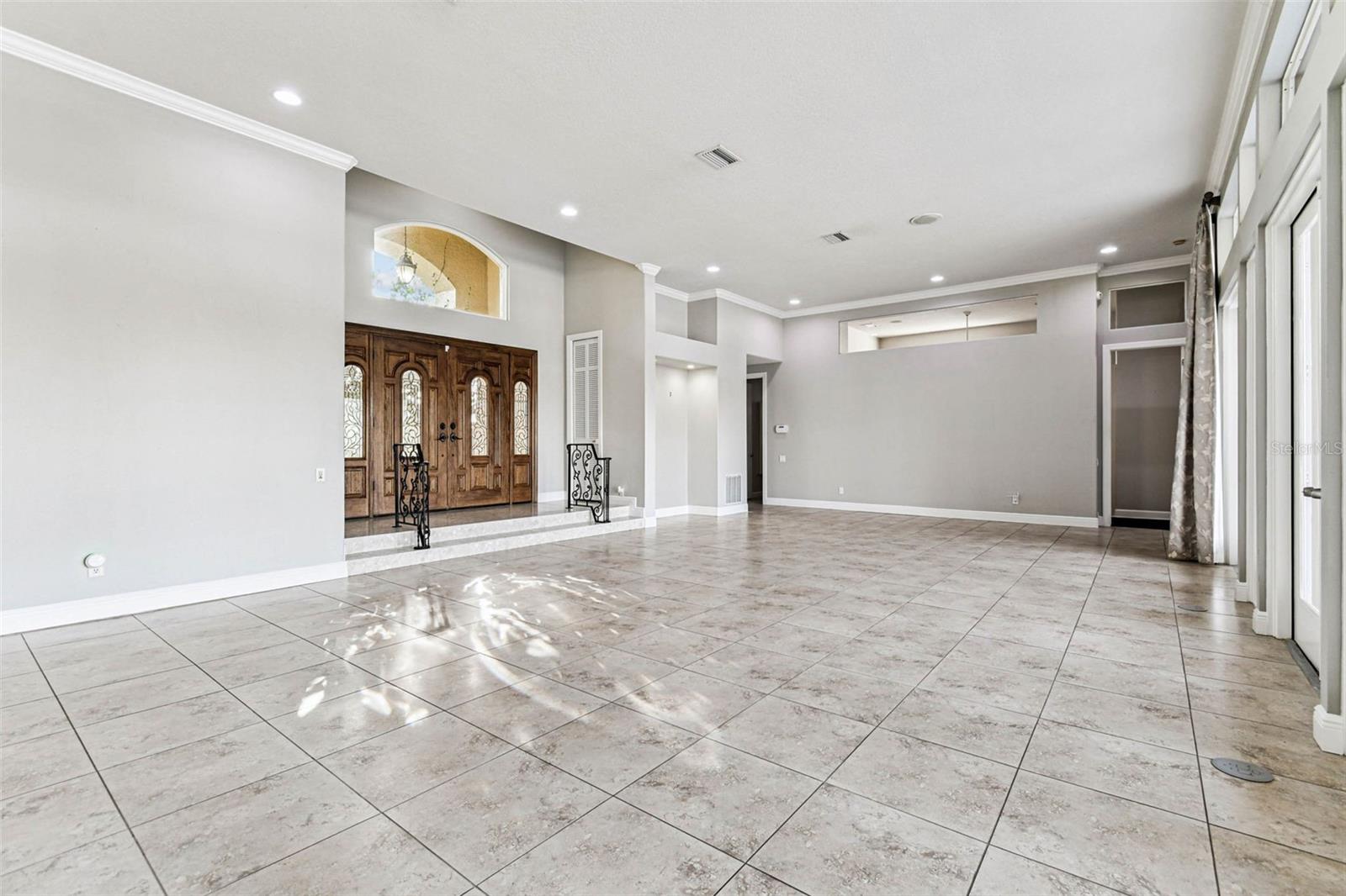 Image 16 of 92 For 5220 Longboat Boulevard