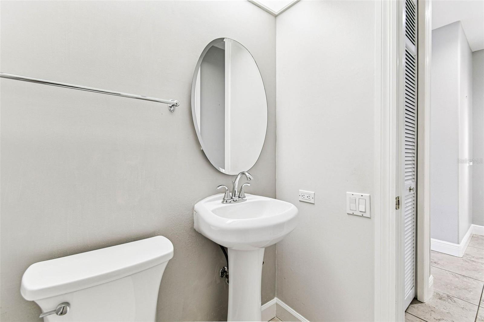 Image 20 of 92 For 5220 Longboat Boulevard