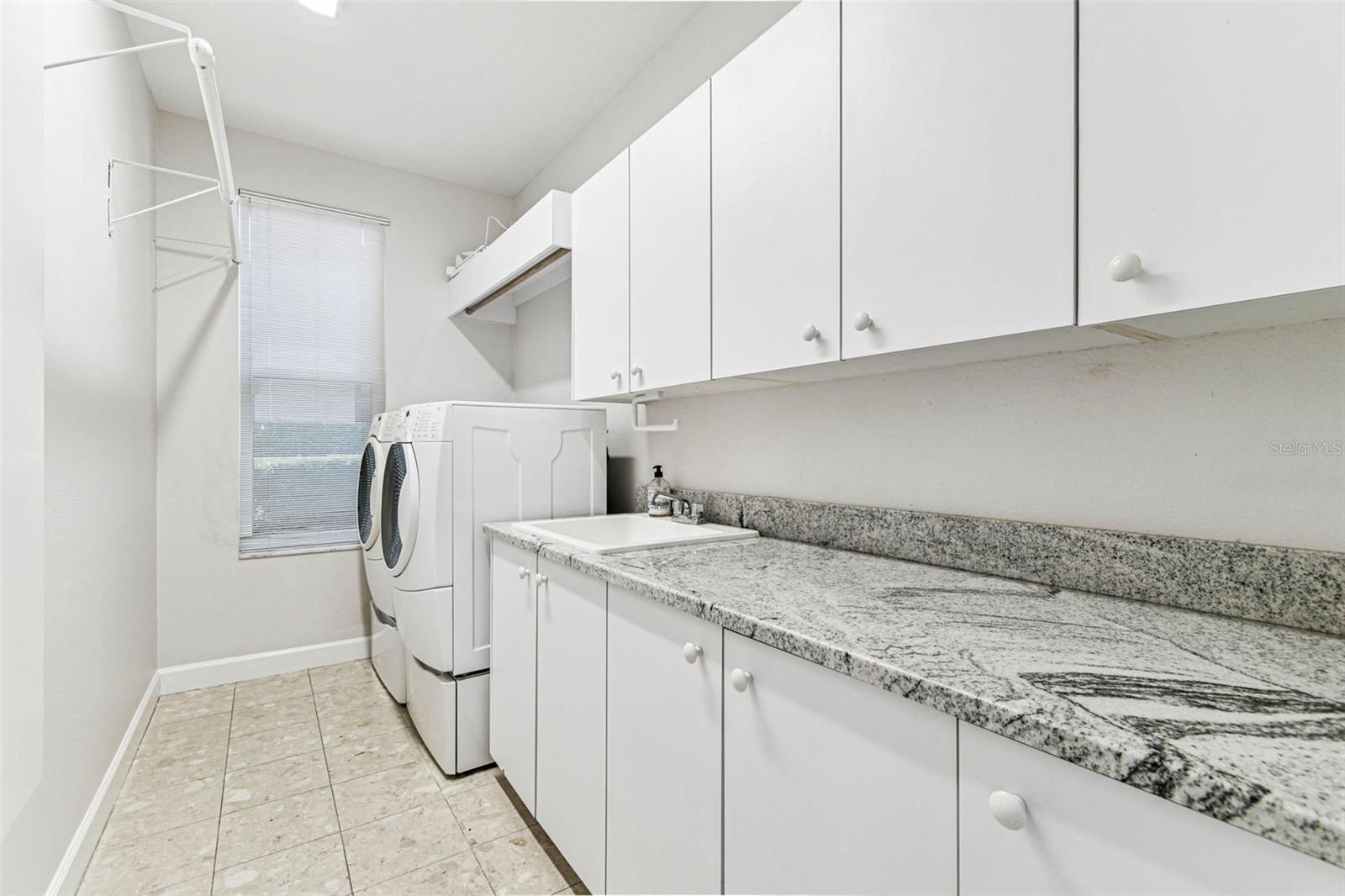 Image 33 of 92 For 5220 Longboat Boulevard