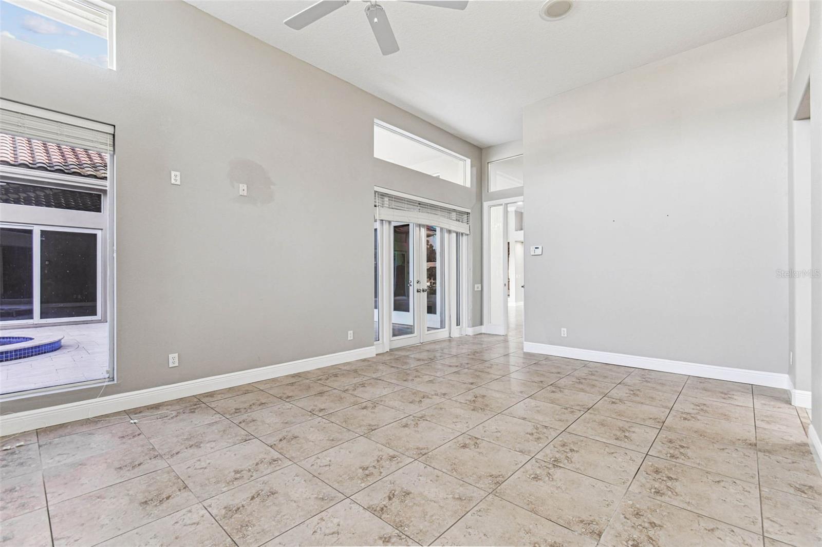 Image 45 of 92 For 5220 Longboat Boulevard