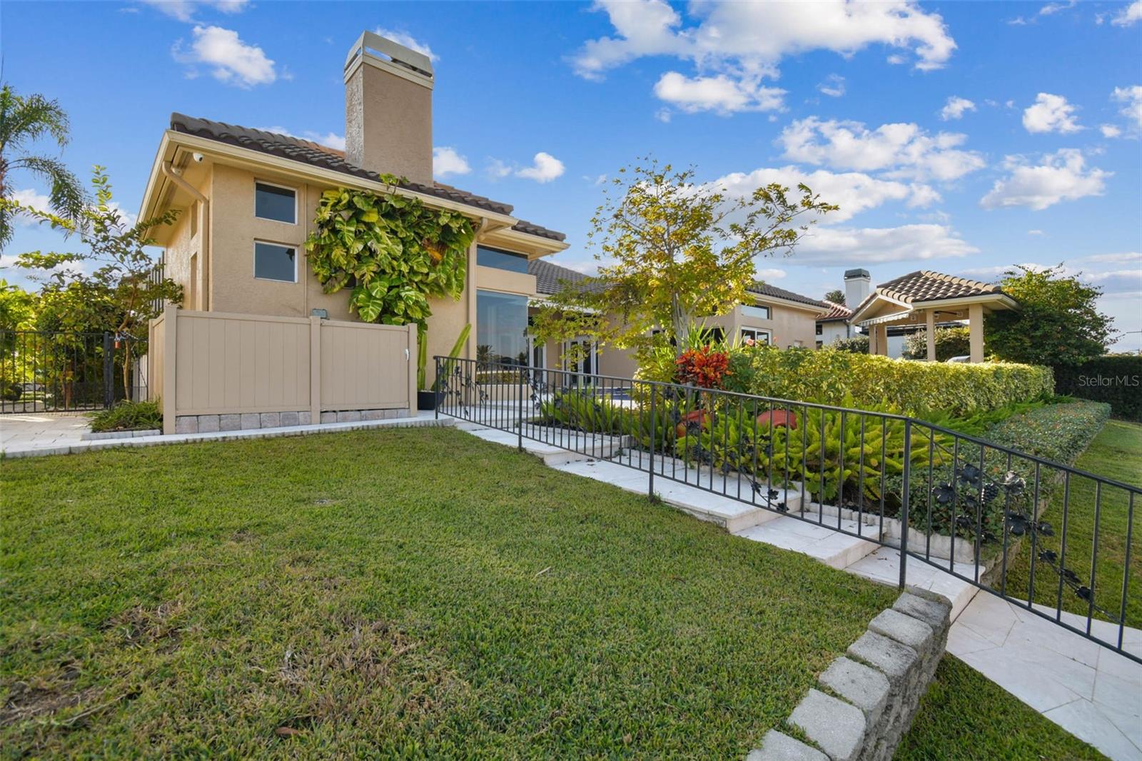 Image 65 of 92 For 5220 Longboat Boulevard