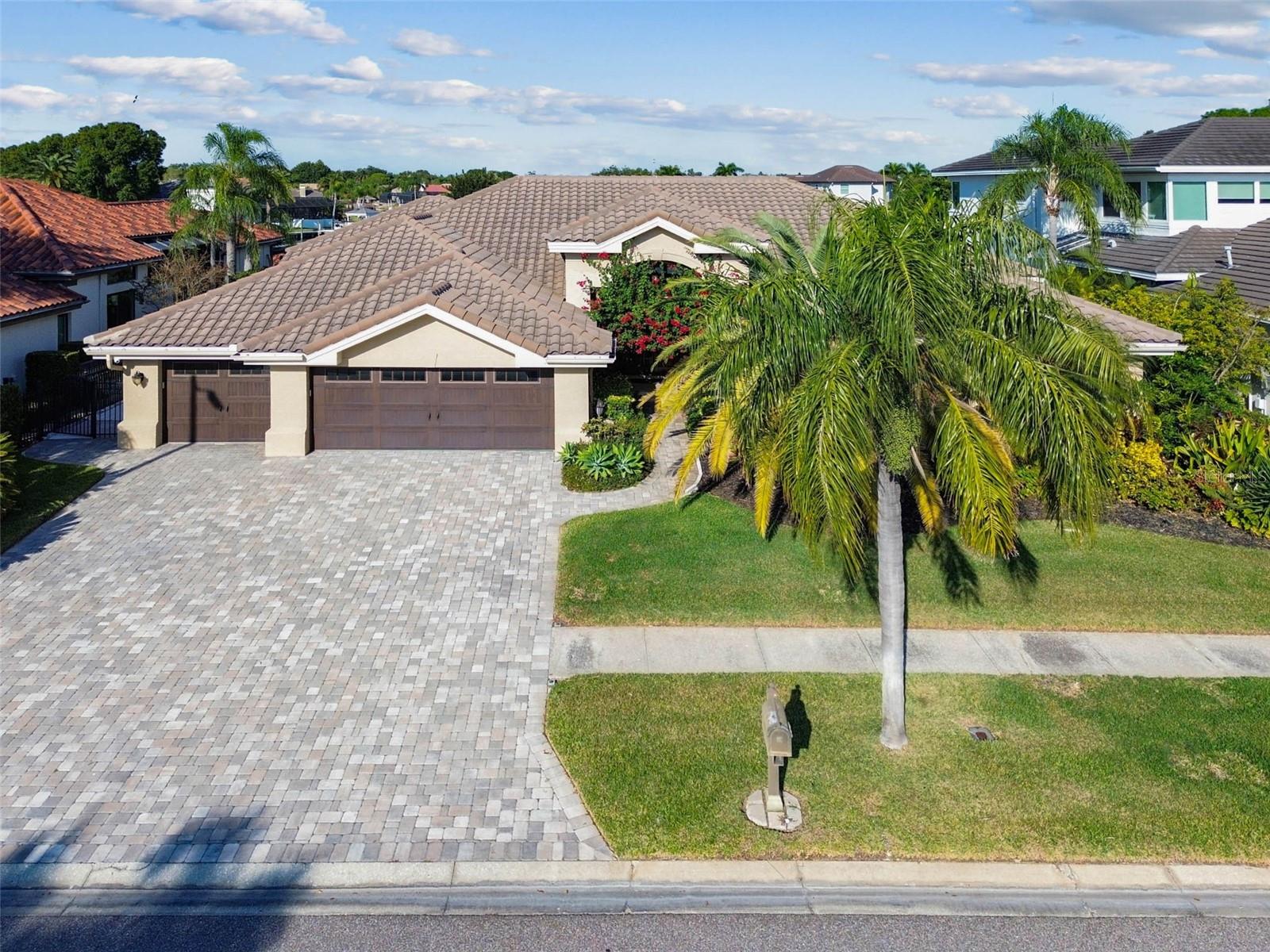 Image 74 of 92 For 5220 Longboat Boulevard