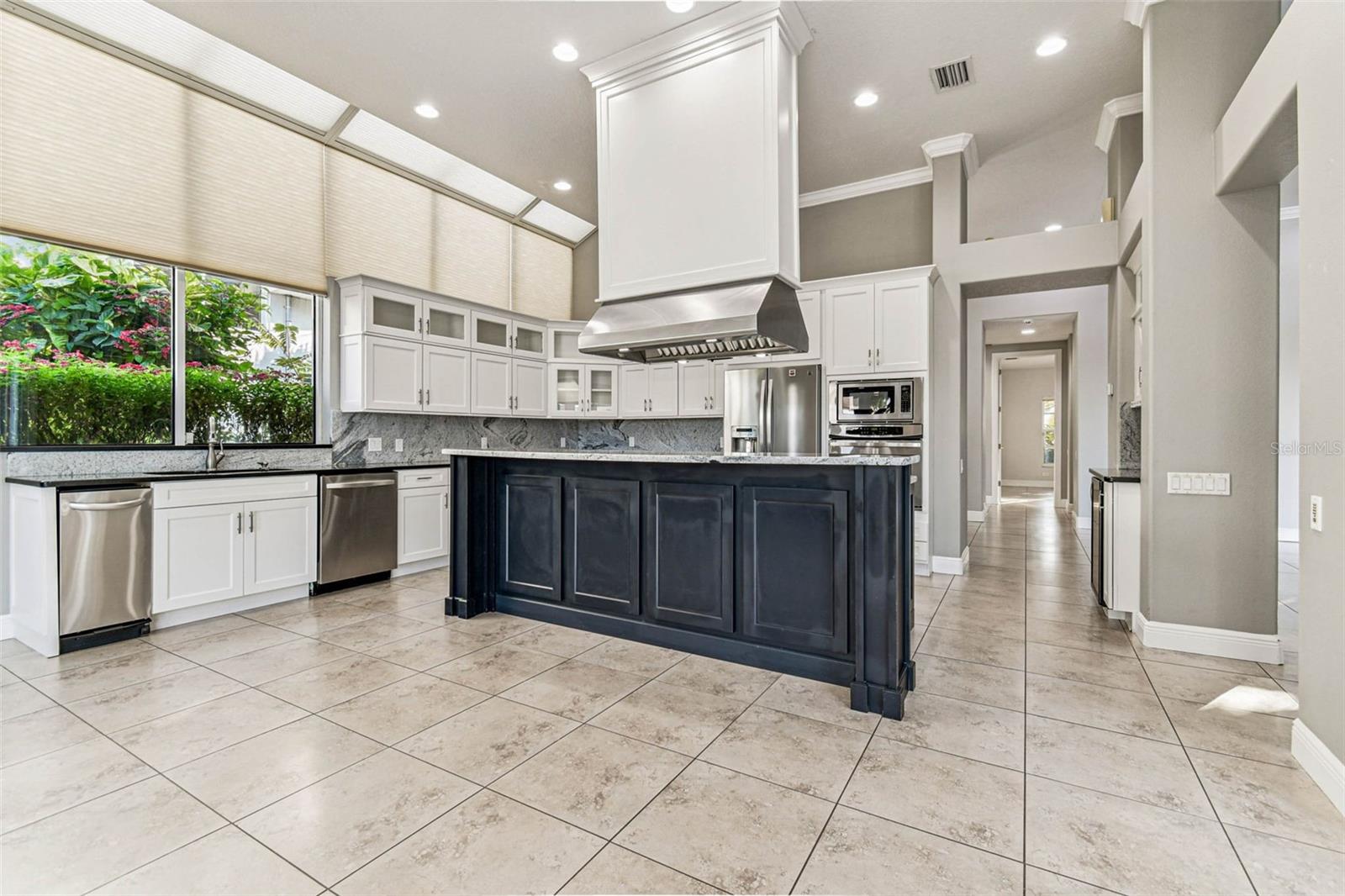 Image 8 of 92 For 5220 Longboat Boulevard