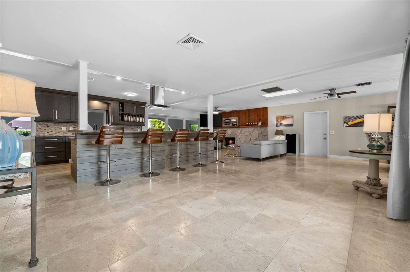 Image 15 of 67 For 2129 Tobago Circle