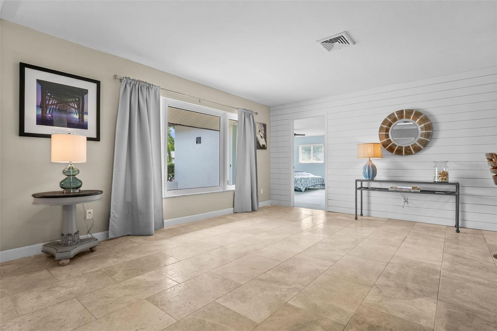 Image 16 of 67 For 2129 Tobago Circle