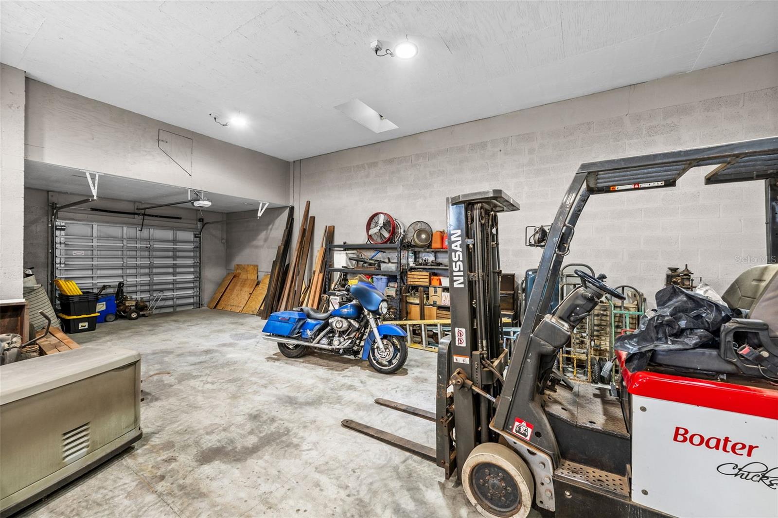 Image 46 of 67 For 2129 Tobago Circle