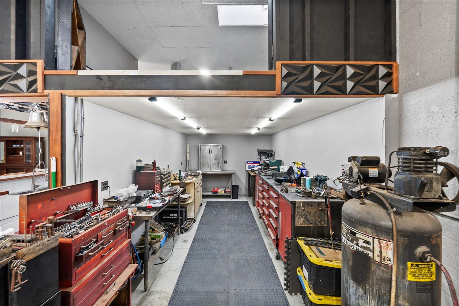 Image 51 of 67 For 2129 Tobago Circle