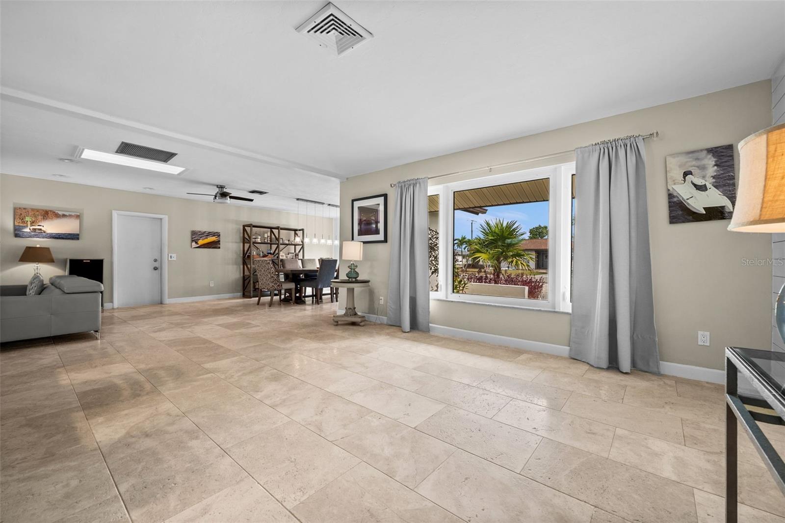 Image 9 of 67 For 2129 Tobago Circle