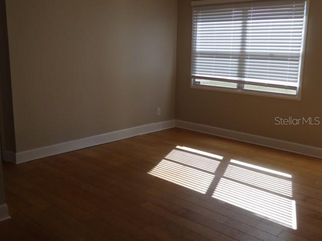 Image 11 of 17 For 10143 115th Avenue