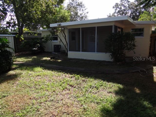 Image 13 of 17 For 10143 115th Avenue