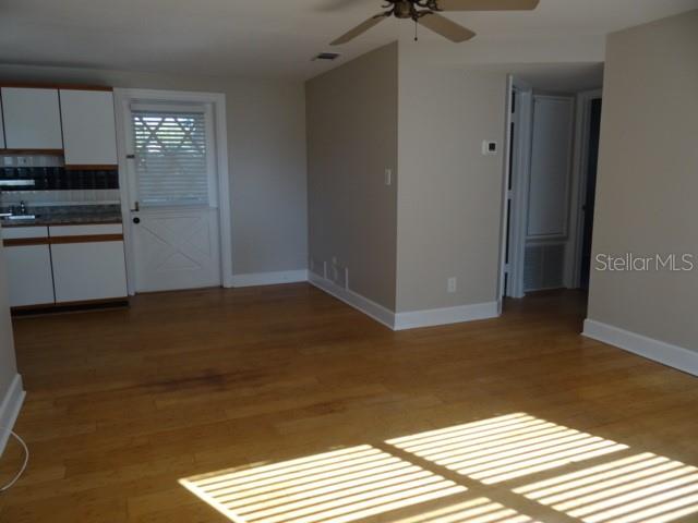 Image 5 of 17 For 10143 115th Avenue