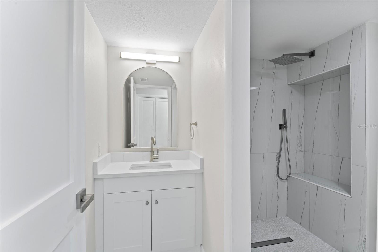 Image 32 of 50 For 4520 Pine Hollow Drive