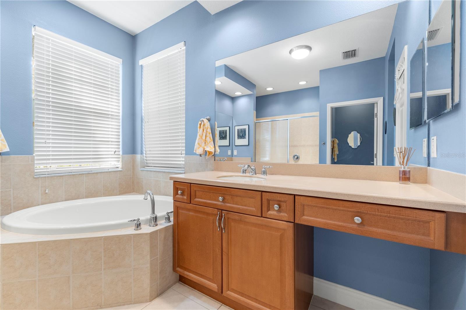 Image 35 of 68 For 12013 Meridian Point Drive