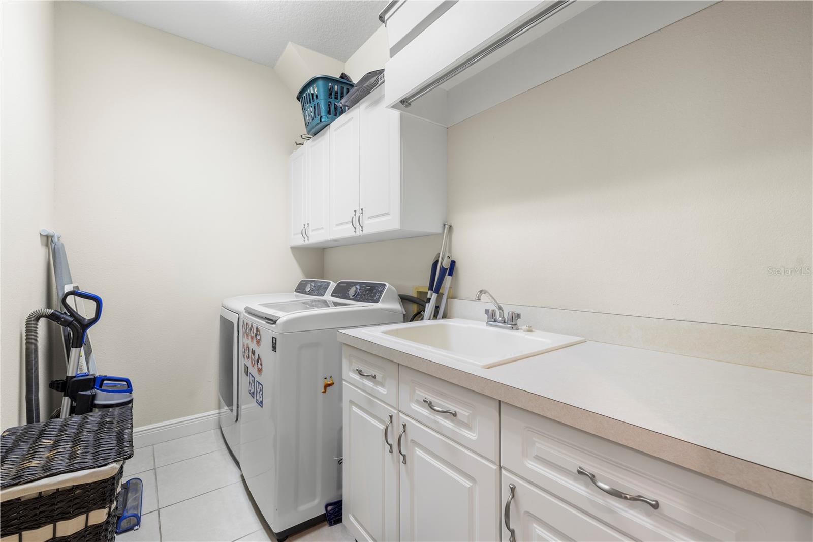 Image 39 of 68 For 12013 Meridian Point Drive