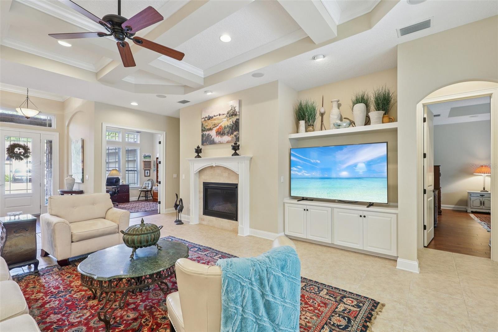 Image 11 of 67 For 187 Appaloosa Avenue