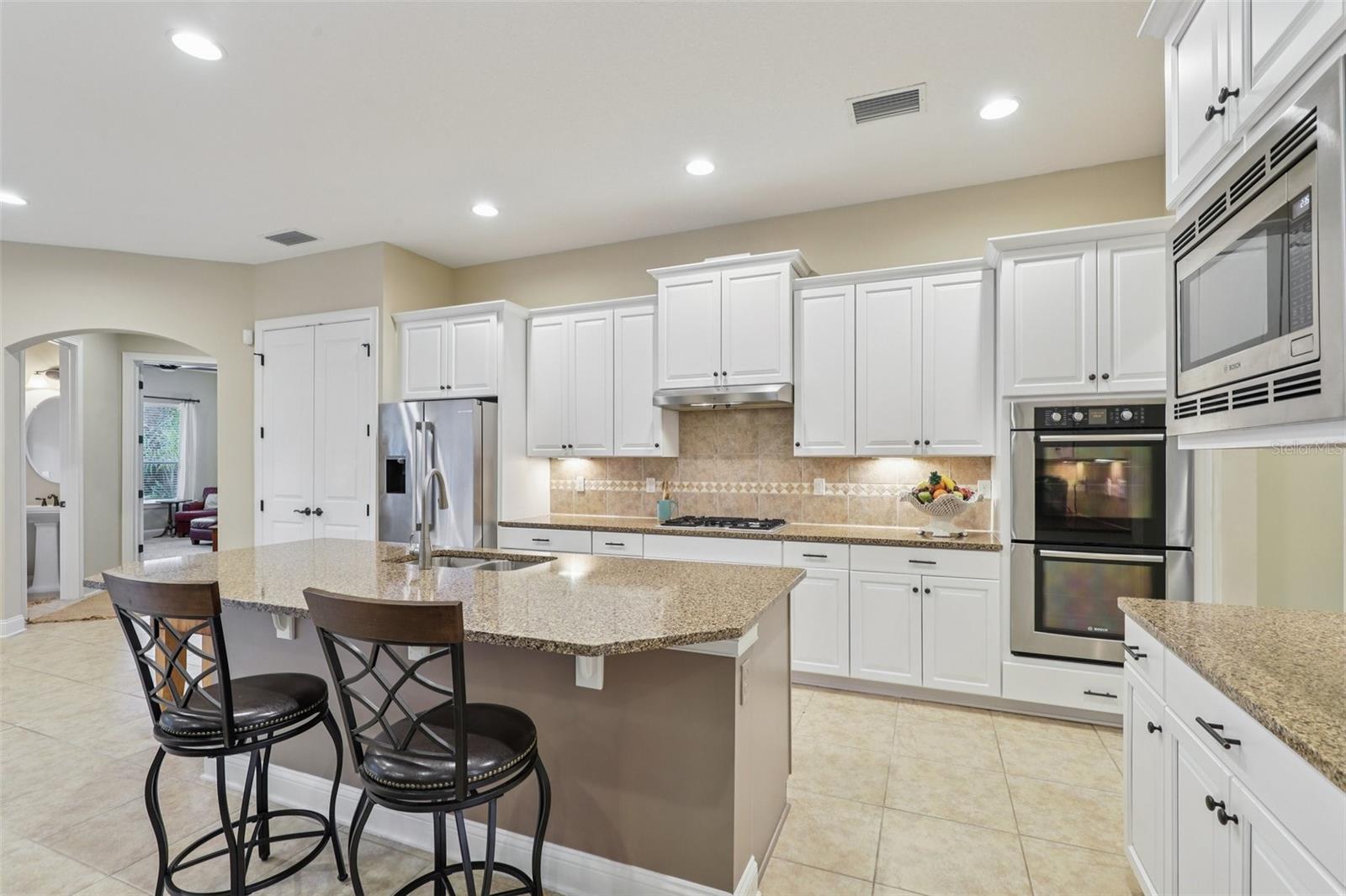 Image 18 of 67 For 187 Appaloosa Avenue