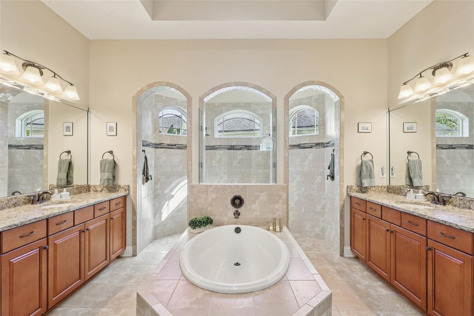 Image 4 of 67 For 187 Appaloosa Avenue