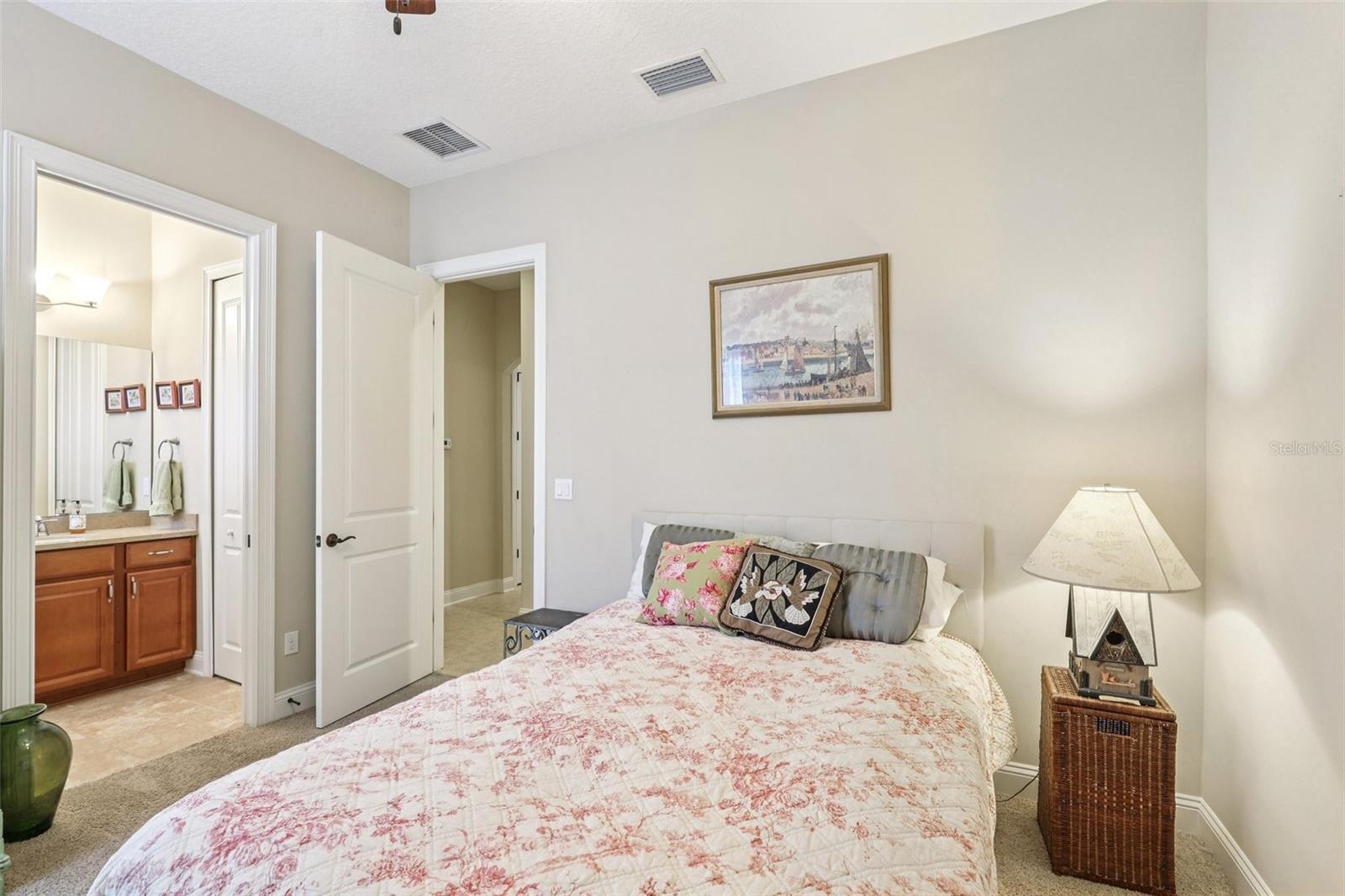 Image 46 of 67 For 187 Appaloosa Avenue