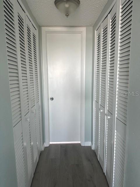 Image 12 of 27 For 4725 Cove Circle 804