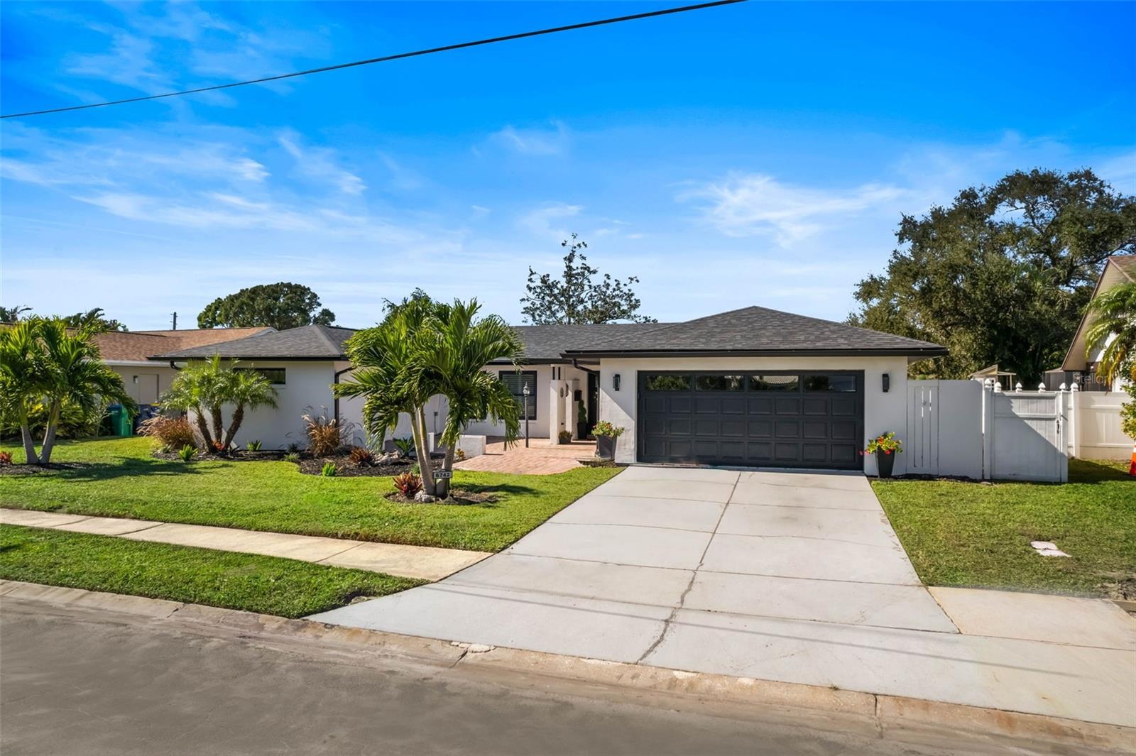 Image 83 of 88 For 6742 Tequesta Drive