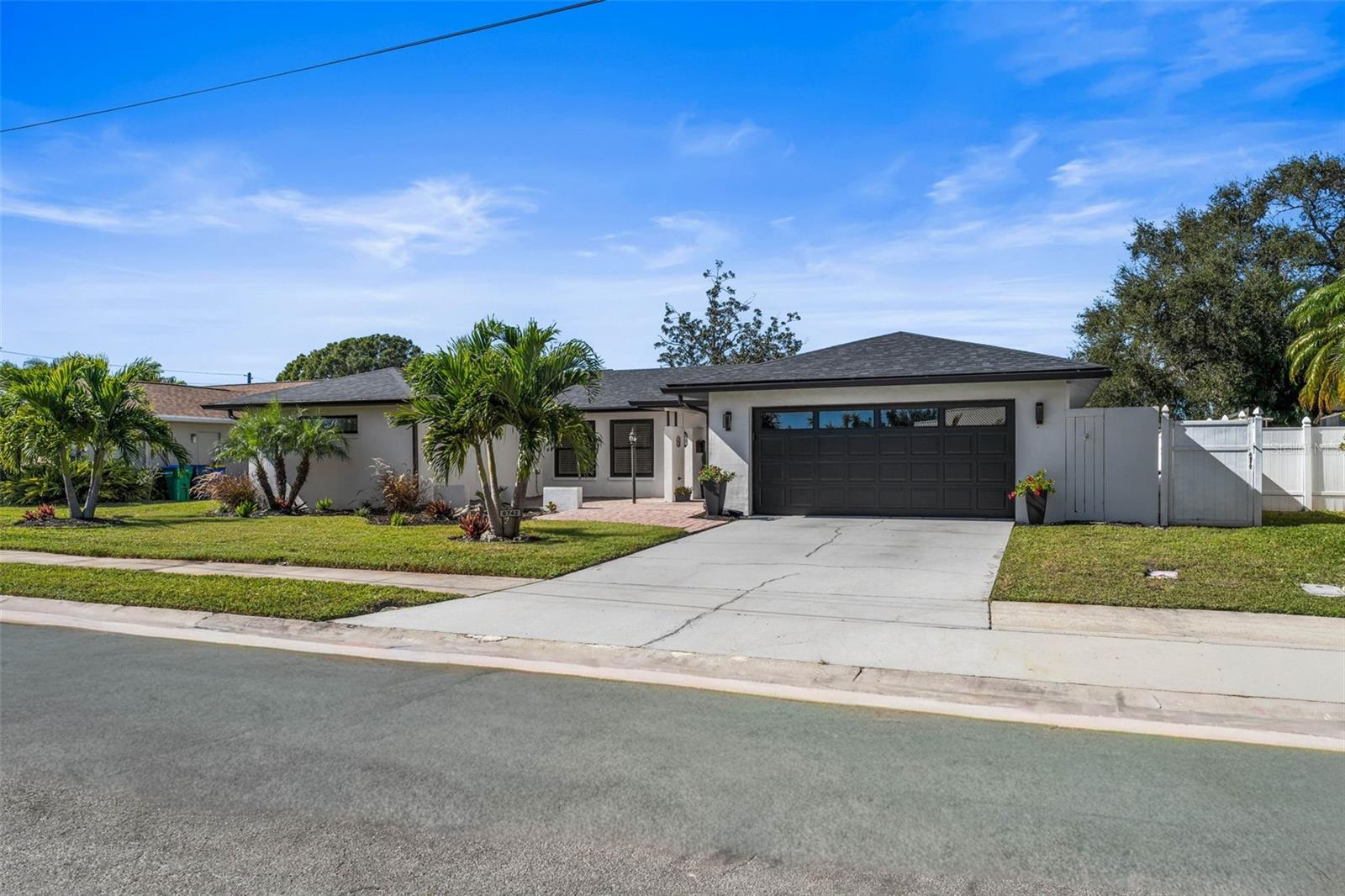 Image 85 of 88 For 6742 Tequesta Drive