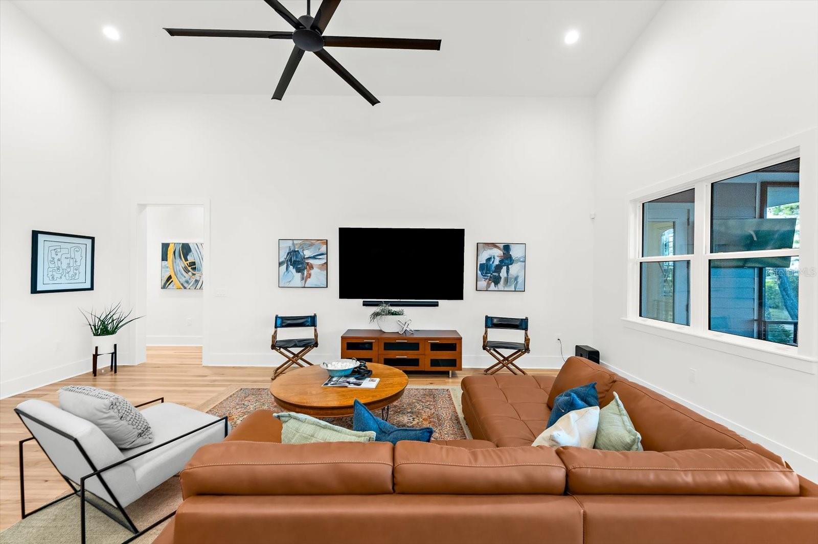 Image 10 of 77 For 1044 Riverside Ridge Road